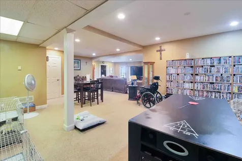 17207 Chase Road Dekalb IL 60115