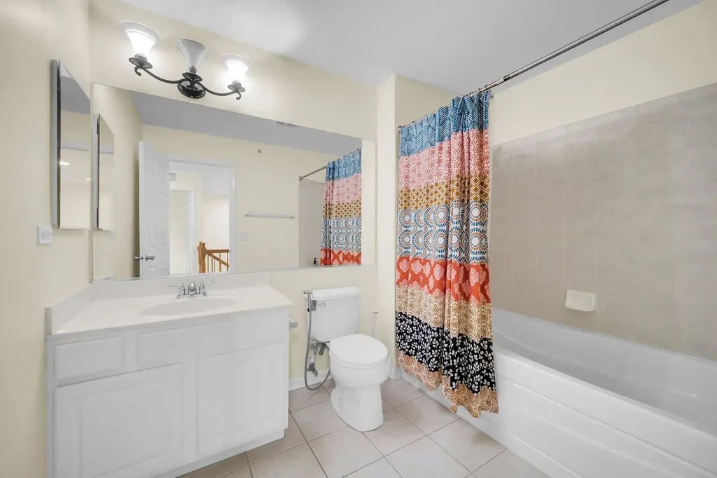1028 Orchard Pond Court Lake Zurich IL 60047