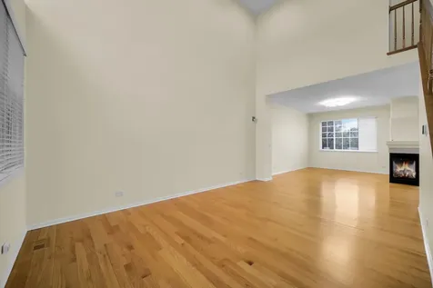 1028 Orchard Pond Court Lake Zurich IL 60047