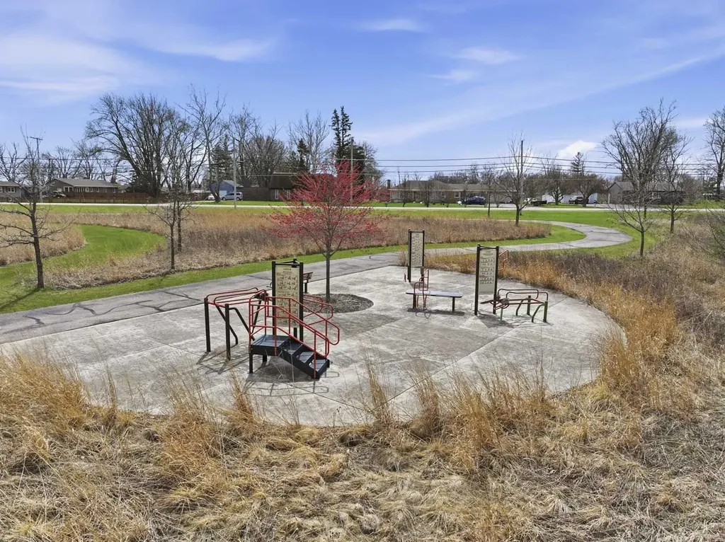 1890 Havenshire Road Aurora IL 60502