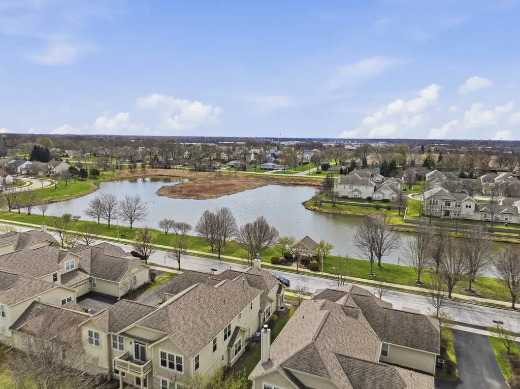 1890 Havenshire Road Aurora IL 60502