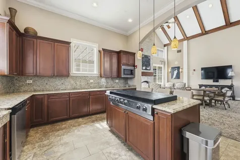 1890 Havenshire Road Aurora IL 60502