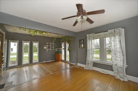 210 6TH Street Mendota IL 61342