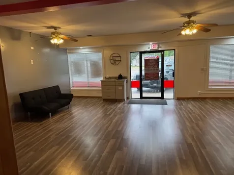 115 South Street E Plano IL 60545