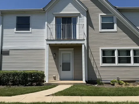 716 Inverrary Lane Deerfield IL 60015