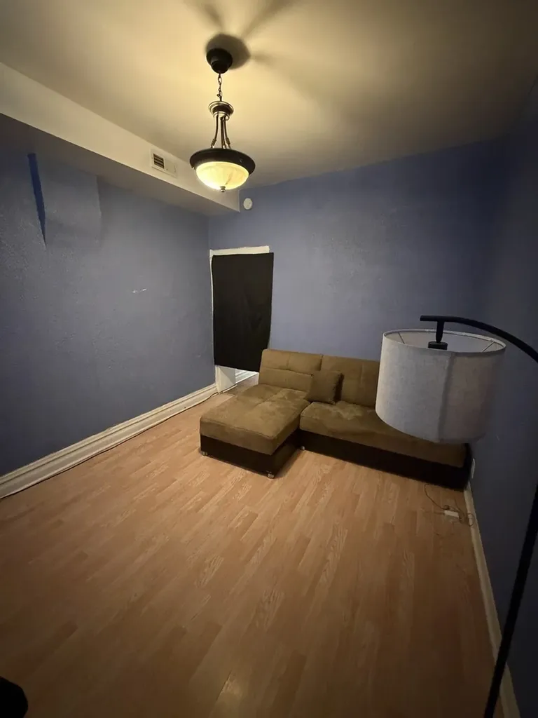 7316 South Lowe Avenue Chicago IL 60621