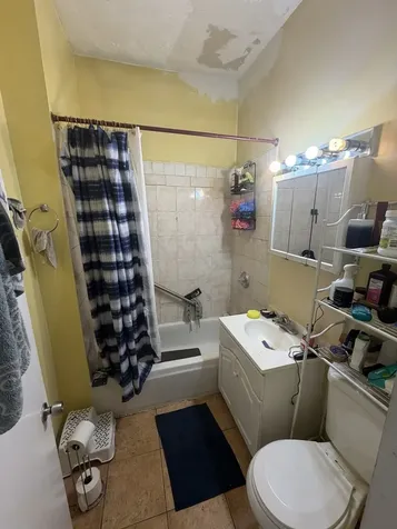 7316 South Lowe Avenue Chicago IL 60621