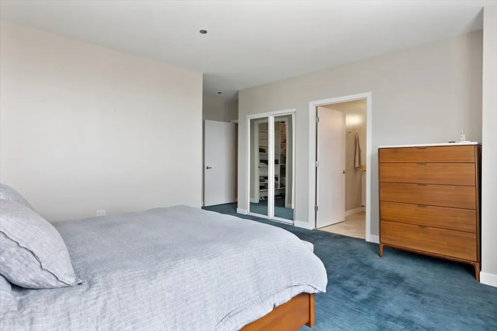 737 West Washington Boulevard Chicago IL 60661