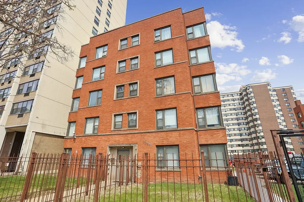 7355 South South Shore Drive Chicago IL 60649