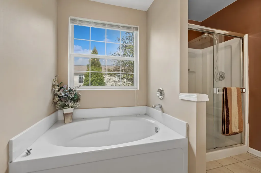 2977 Peachtree Circle Aurora IL 60502