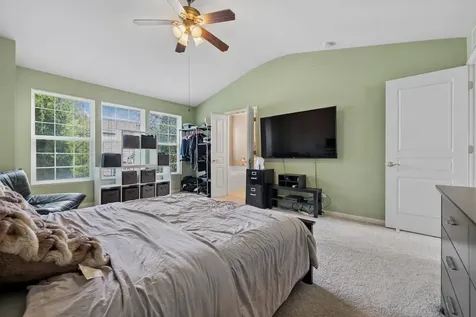 2977 Peachtree Circle Aurora IL 60502