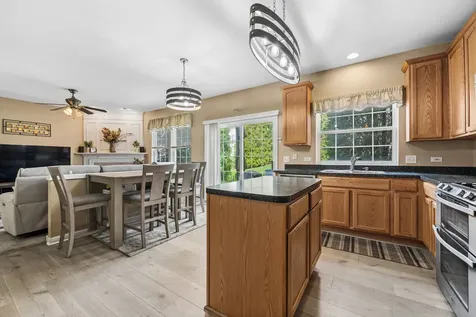 2977 Peachtree Circle Aurora IL 60502