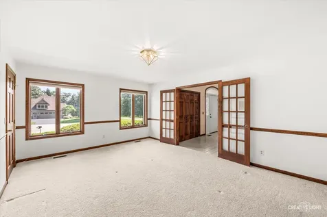 10 Century Court Oswego IL 60543