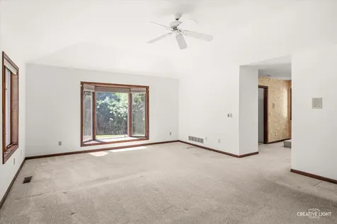 10 Century Court Oswego IL 60543
