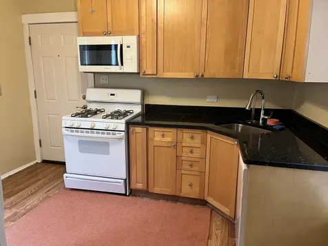 4429 South Calumet Avenue Chicago IL 60653