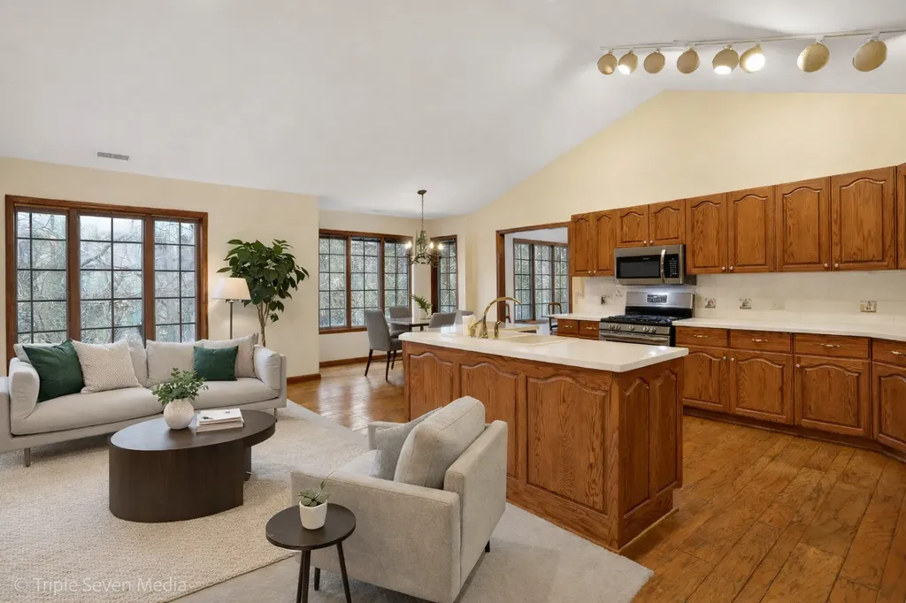 1120 Ponderosa Court Darien IL 60561