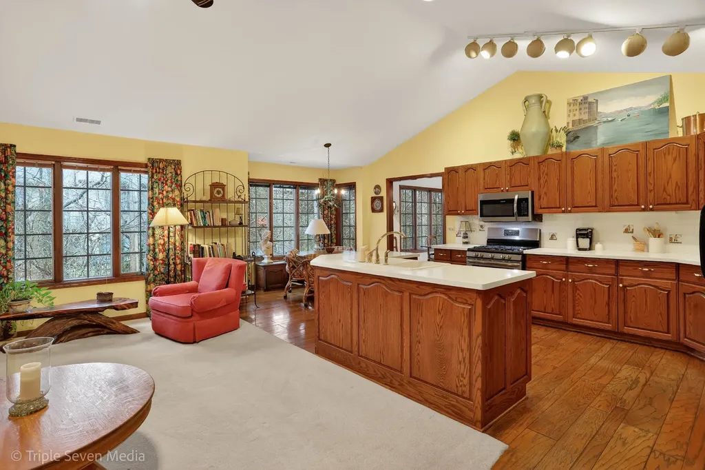 1120 Ponderosa Court Darien IL 60561