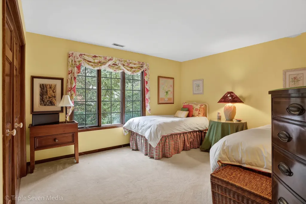 1120 Ponderosa Court Darien IL 60561