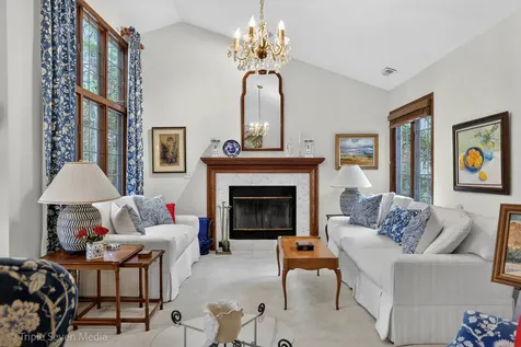 1120 Ponderosa Court Darien IL 60561