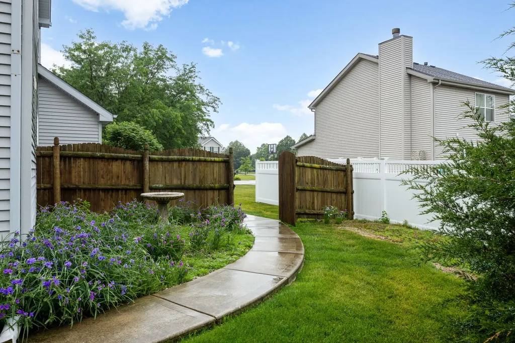5111 Brighton Lane Plainfield IL 60586