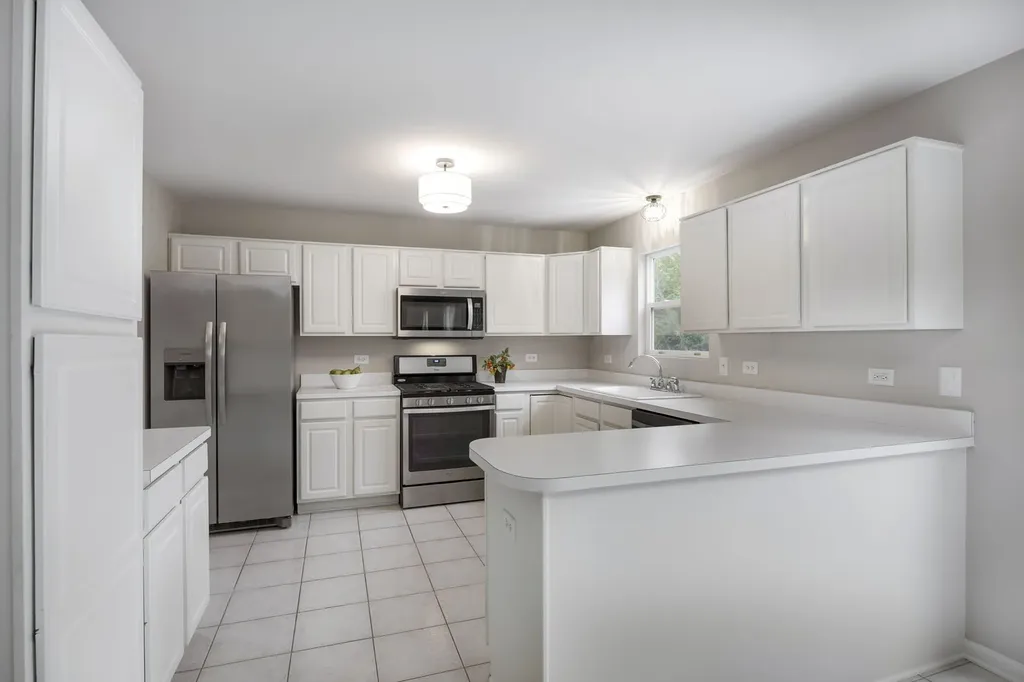 5111 Brighton Lane Plainfield IL 60586