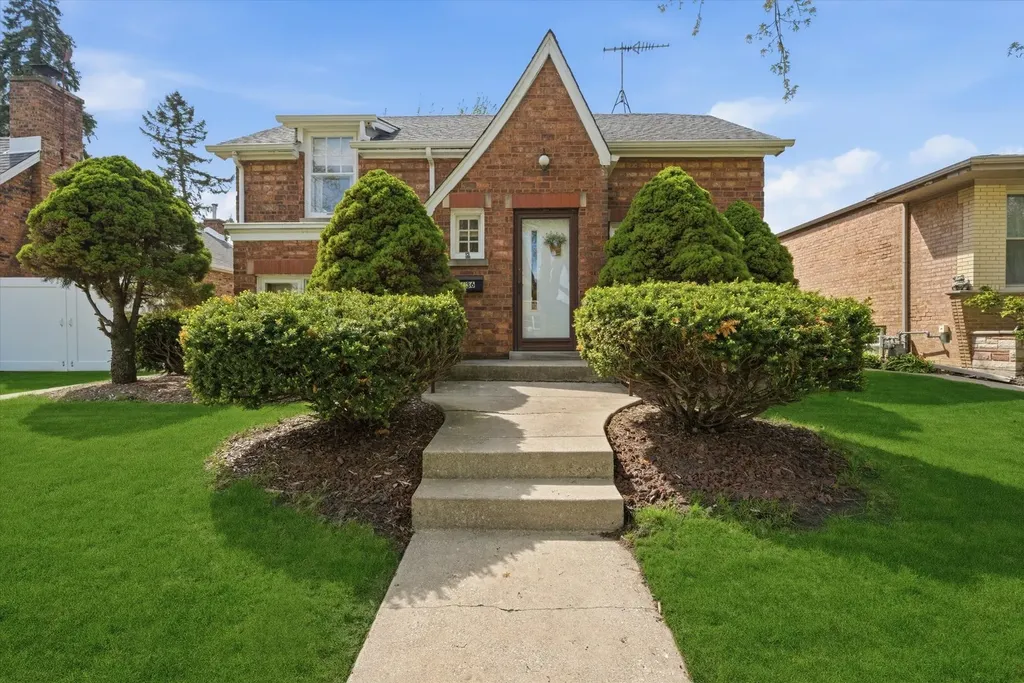 9636 South Central Park Avenue Evergreen Park IL 60805