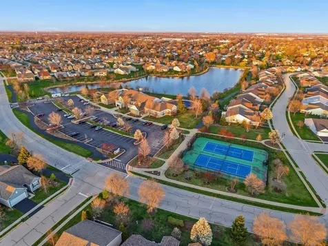 506 Honors Court Shorewood IL 60404