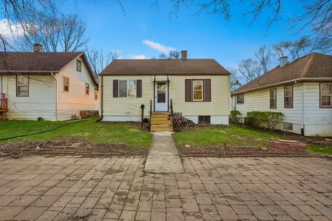215 Barr Elms Avenue Joliet IL 60433