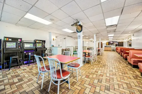 5039 West Diversey Avenue Chicago IL 60639