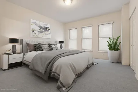 814 West 15th Place Chicago IL 60608