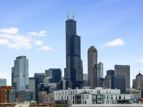 814 West 15th Place Chicago IL 60608