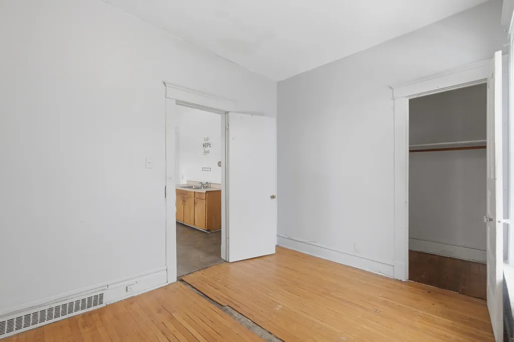 4912 West Fulton Street Chicago IL 60644