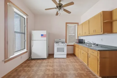 4912 West Fulton Street Chicago IL 60644