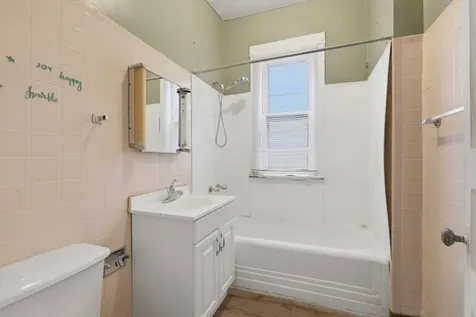 4912 West Fulton Street Chicago IL 60644