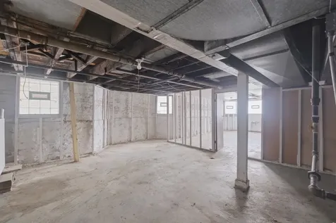 4912 West Fulton Street Chicago IL 60644