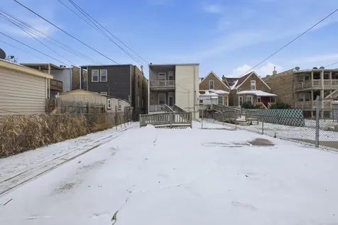 4912 West Fulton Street Chicago IL 60644