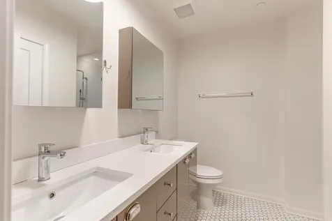 115 Lake Street Libertyville IL 60048