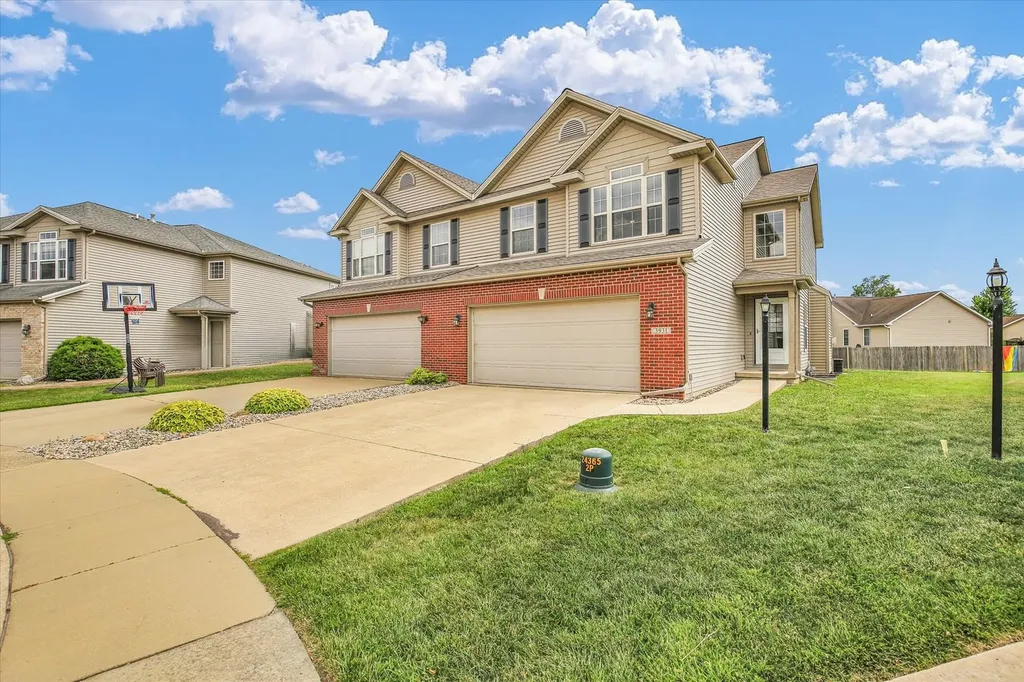 3931 Summer Sage Court Champaign IL 61822