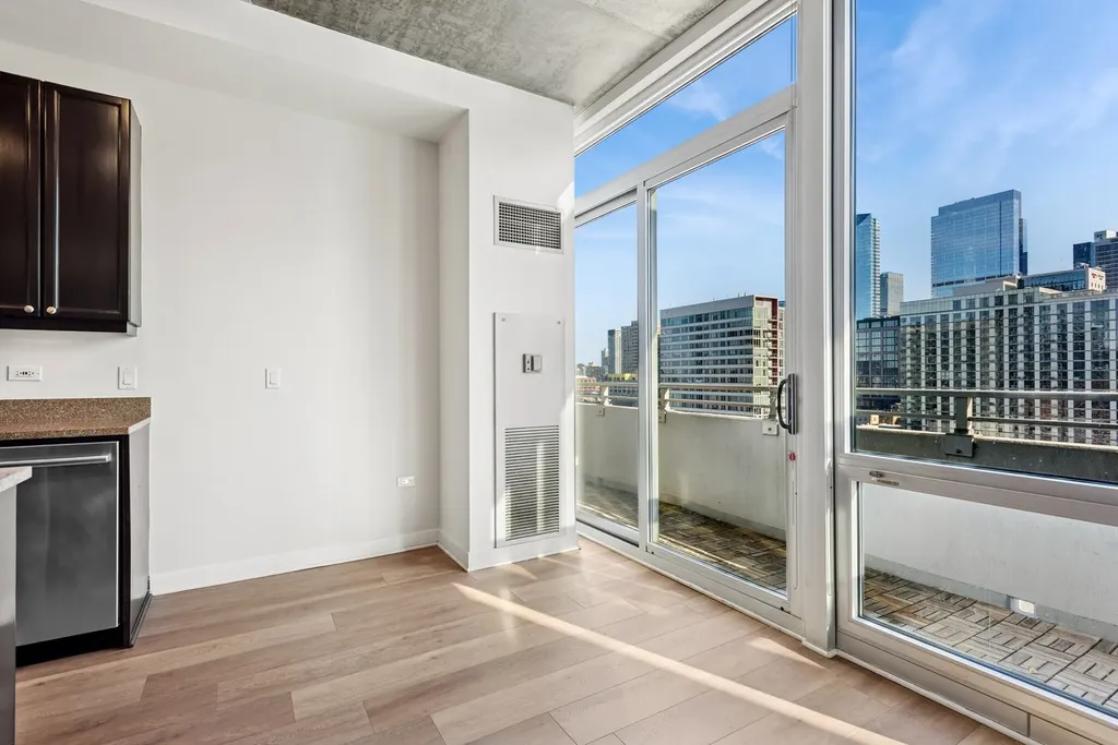 737 West Washington Boulevard Chicago IL 60661