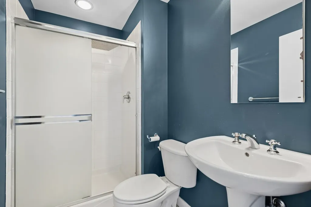737 West Washington Boulevard Chicago IL 60661