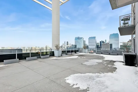 737 West Washington Boulevard Chicago IL 60661