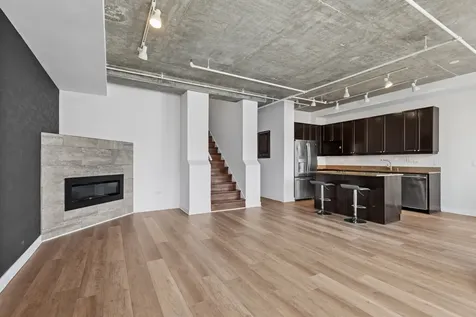 737 West Washington Boulevard Chicago IL 60661