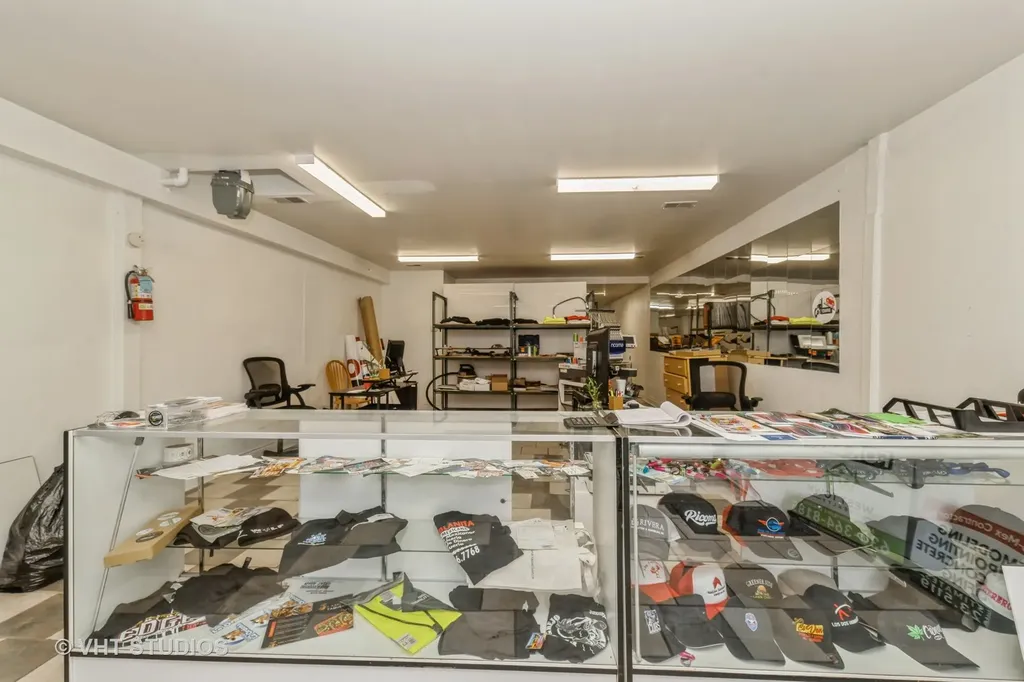 3801 South Kedzie Avenue Chicago IL 60632