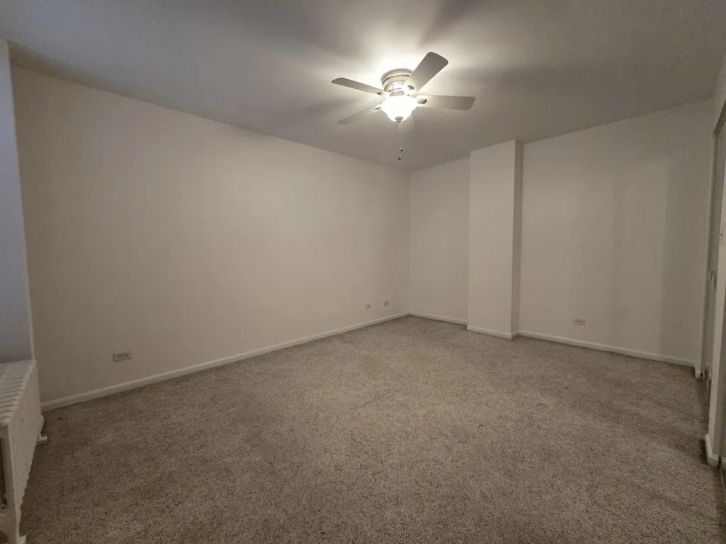 5646 North Kenmore Avenue Chicago IL 60660