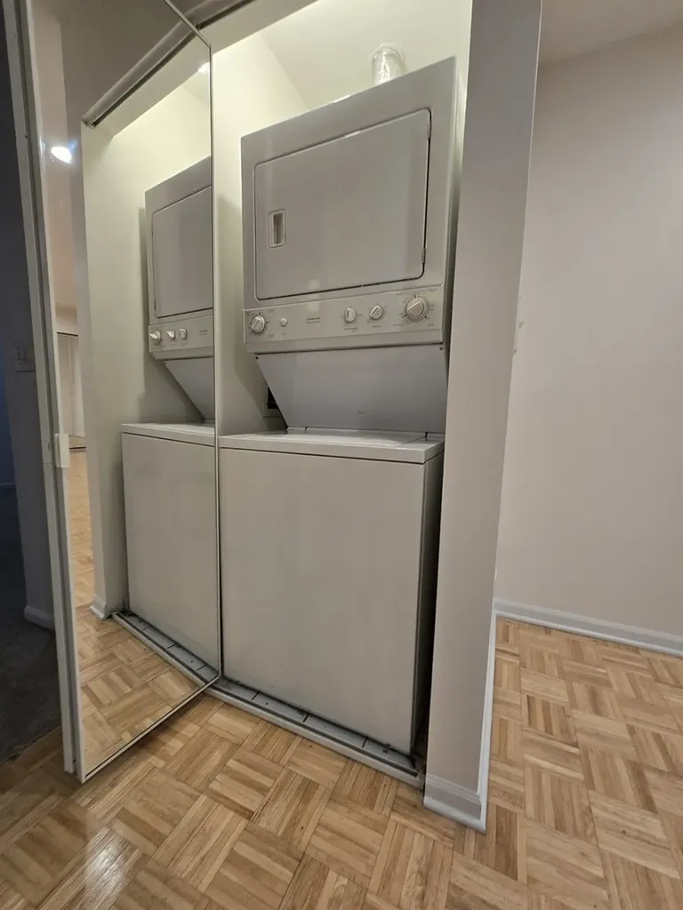 5646 North Kenmore Avenue Chicago IL 60660