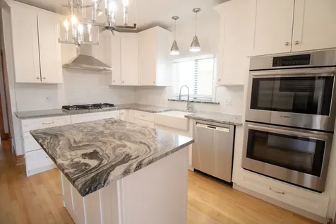 6840 30TH Street Berwyn IL 60402