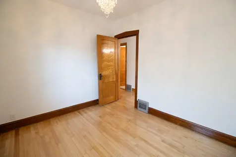 6840 30TH Street Berwyn IL 60402
