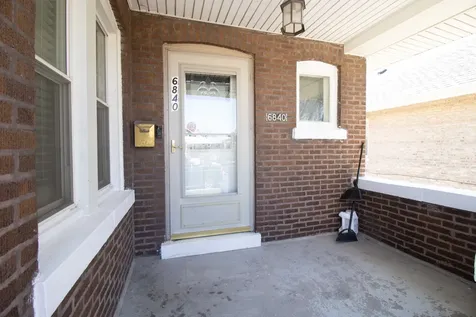 6840 30TH Street Berwyn IL 60402