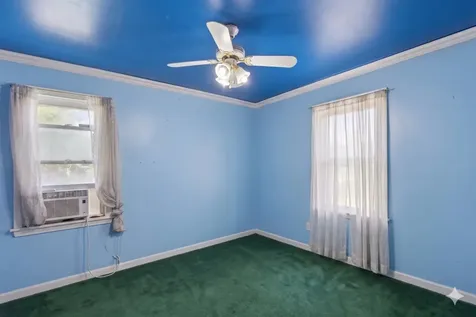 427 South Elmwood Avenue Waukegan IL 60085