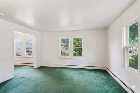 427 South Elmwood Avenue Waukegan IL 60085